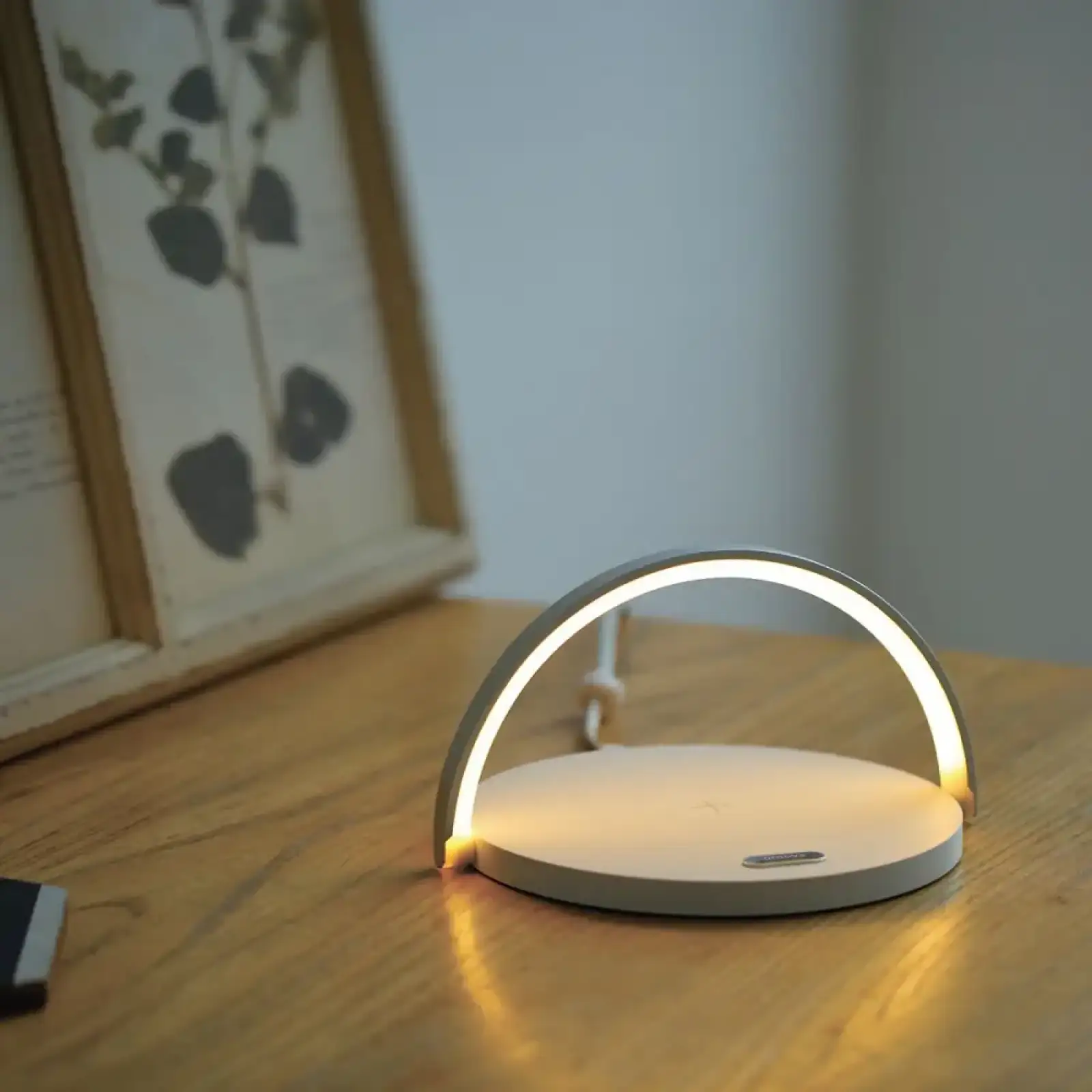 Ночник с Беспроводной Зарядкой Proove Light Bridge White