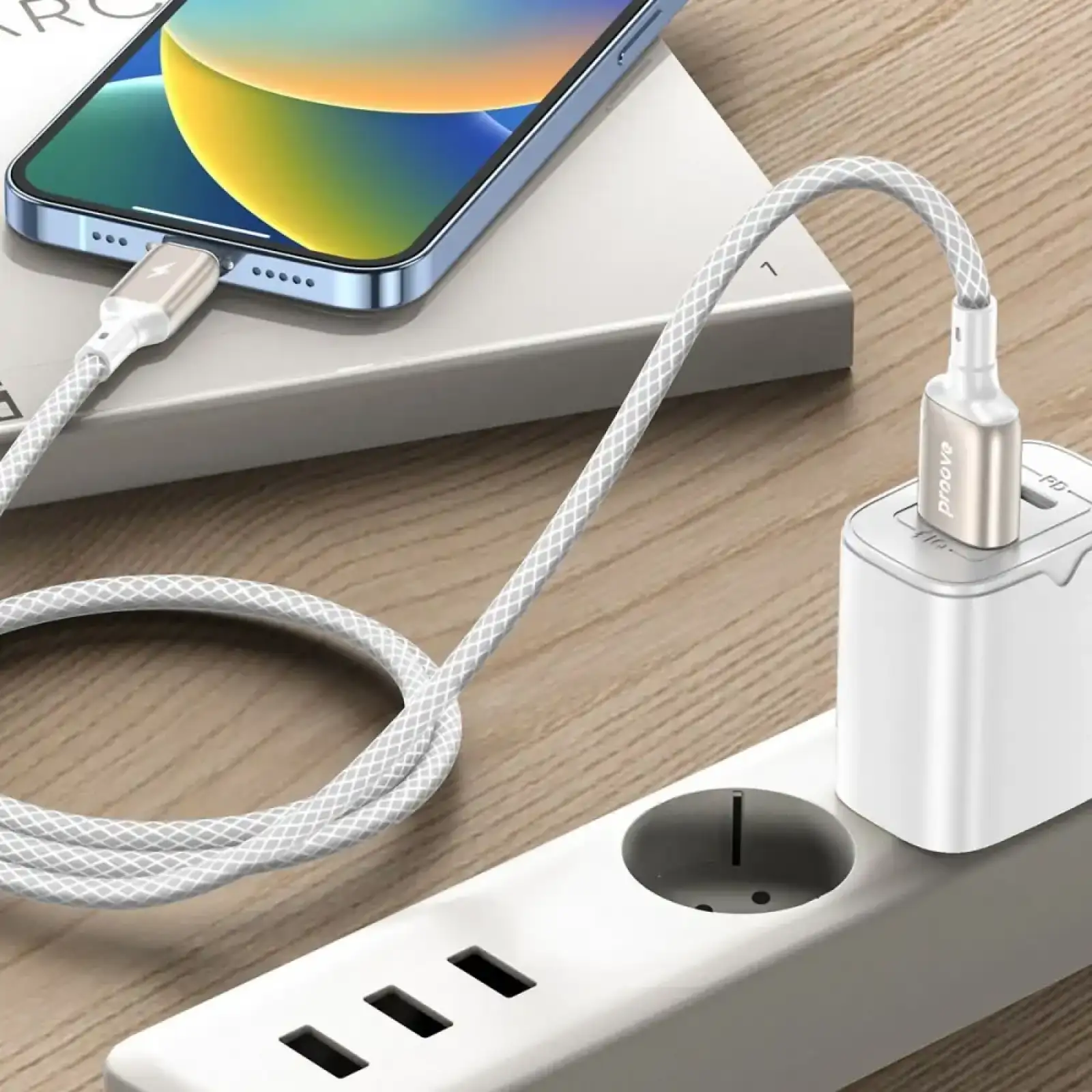 Кабель Proove Dense Metal Micro USB 2.4A (1m) White CCDM20001302