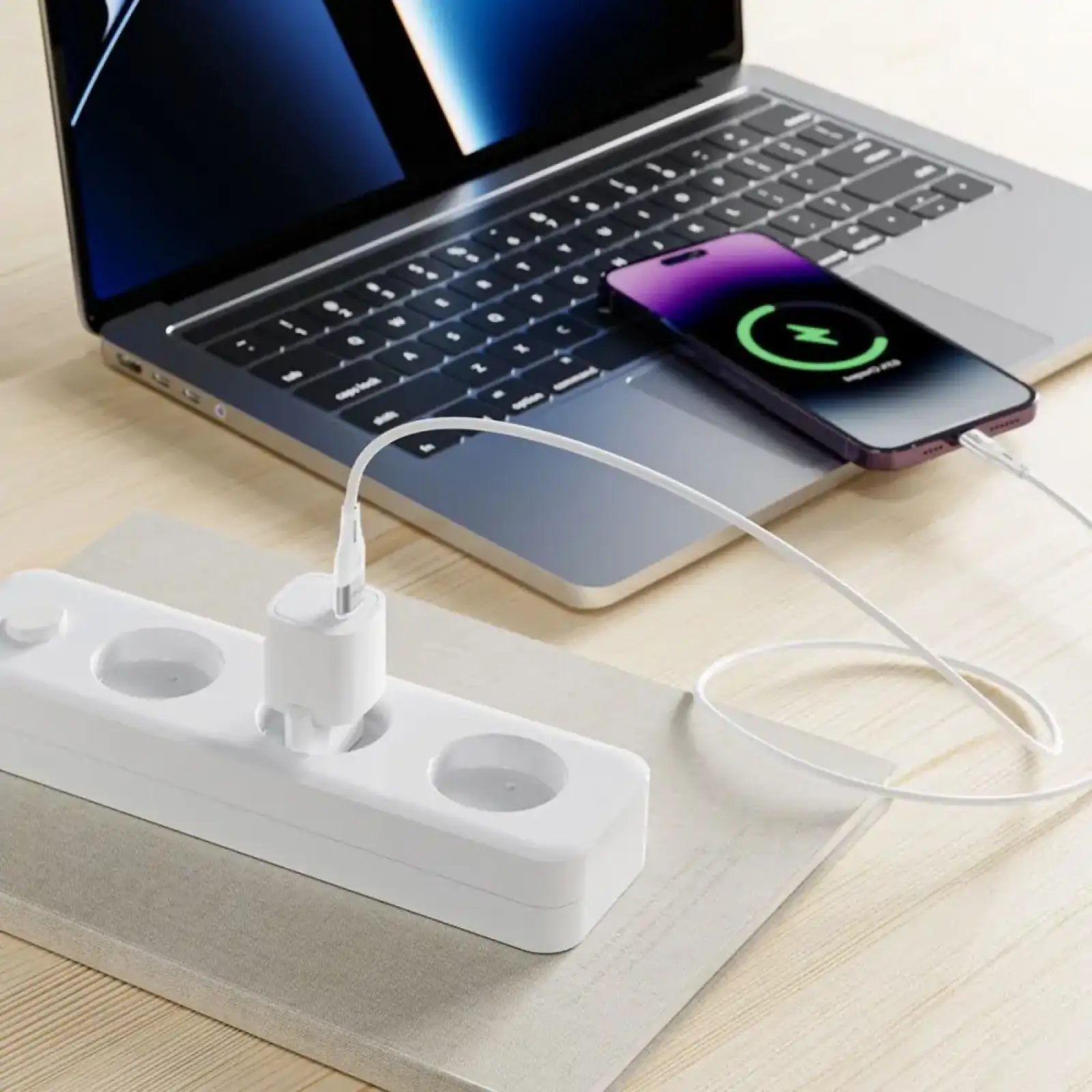 МЗП Proove Silicone Power 20W (Type-C) + Кабель Type-C to Lightning White, WCSP20020102