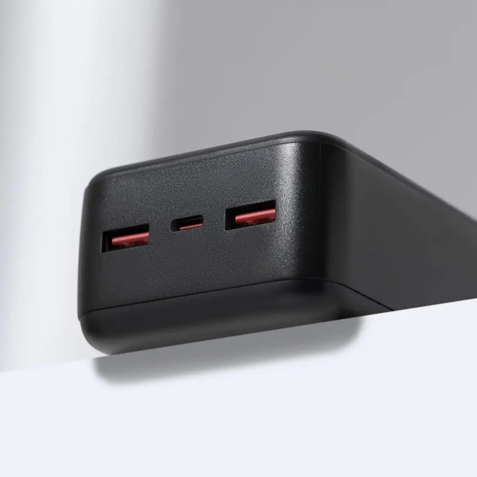 Внешний аккумулятор Proove Illuminator SE 22.5W 30000mAh Black, PBIL30212201