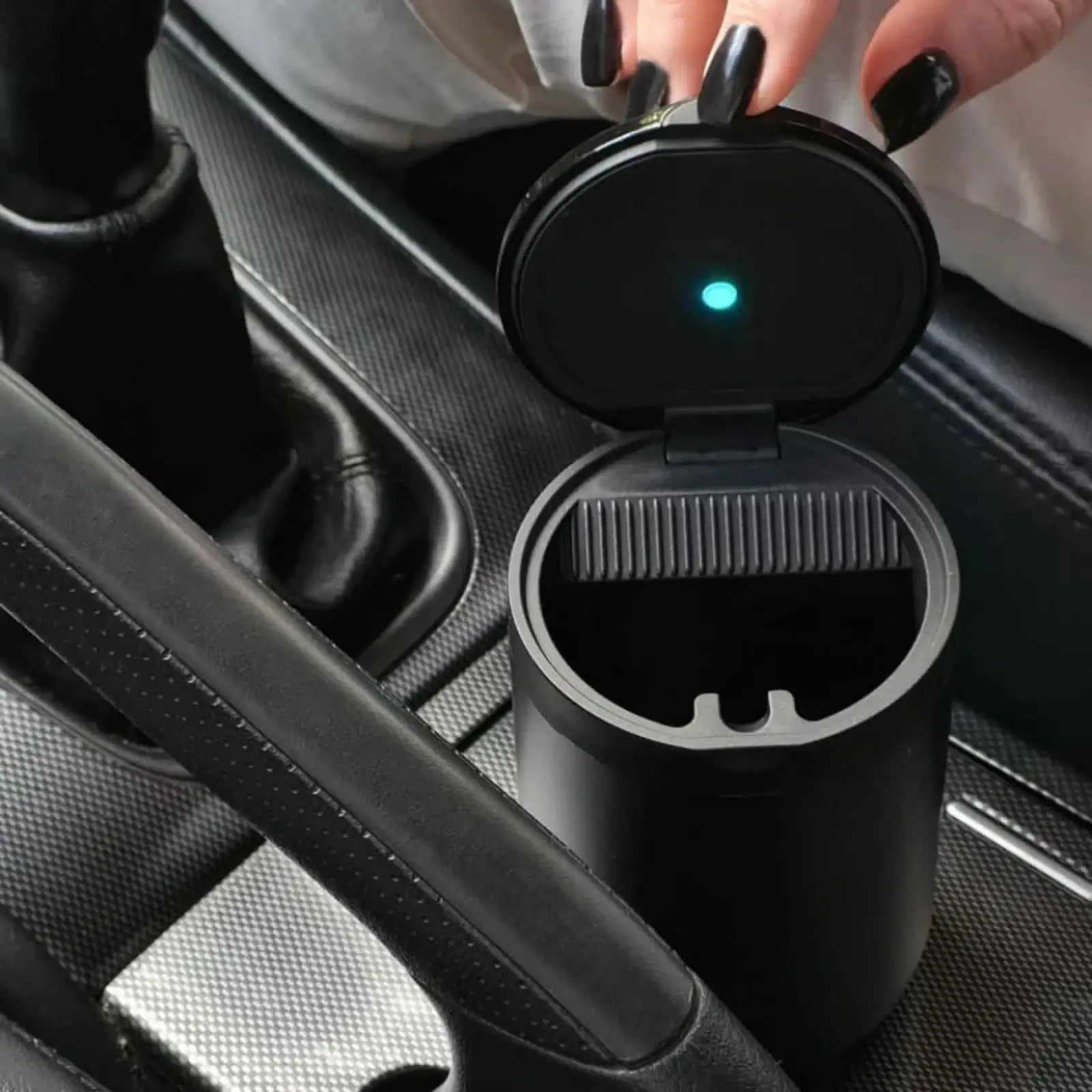Автомобильная пепельница Baseus Premium Car Ashtray Black, CRYHG01-01