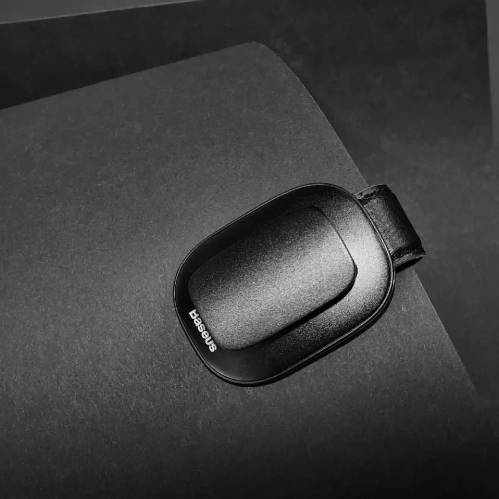Автодержатель для очков Baseus Platinum Vehicle Black, ACYJN-B01