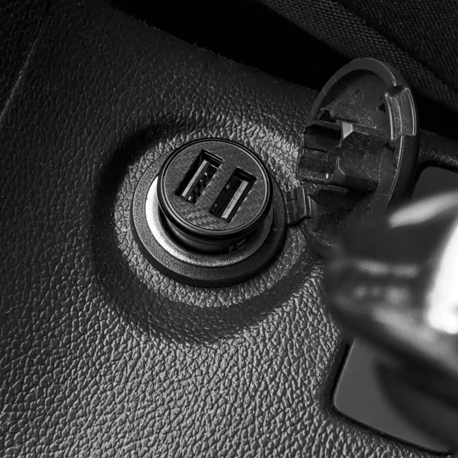 АЗУ Proove Kely Car Charger (2USB) Black ACKC10200001