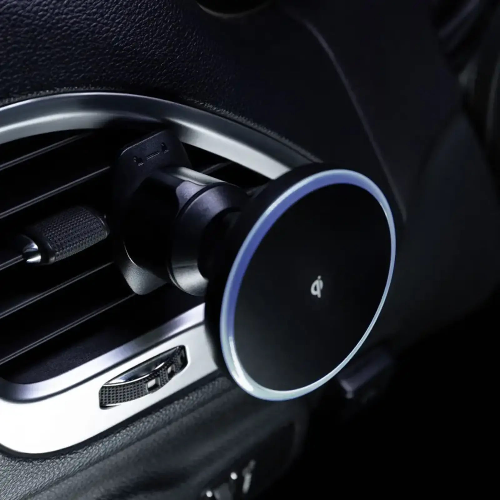 Автодержатель Proove UNO 15W Black (WHUN15002001)