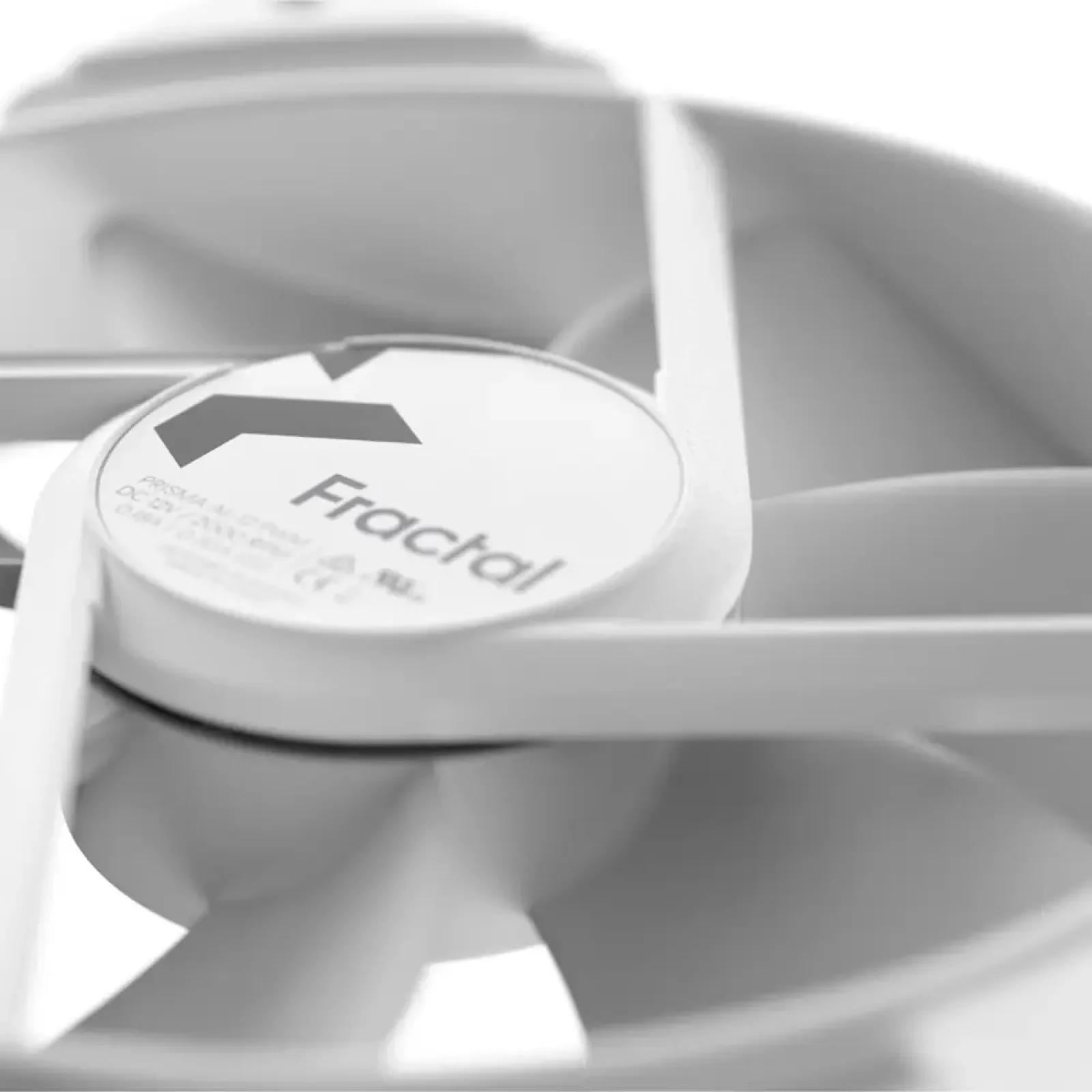 Вентилятор для корпуса FRACTAL DESIGN 120 мм, білий, ARGB PWM Prisma AL-12 PWM White (FD-FAN-PRI-AL12-PWM-WT) UA