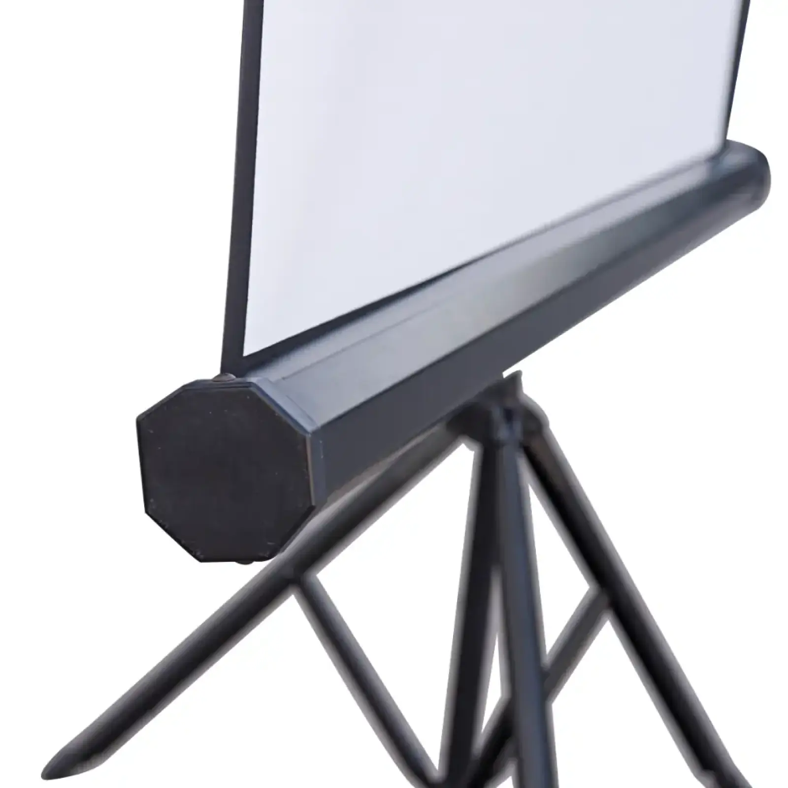 Екран мобільний на тринозі ATRIA TRM-NTSC-120D UA