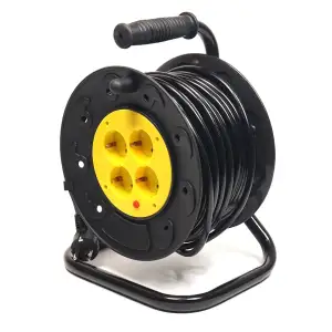 Подовжувач на котушці PowerPlant 25 м, 3x1.5мм2, 10А, 4 розетки (JY-2002/25) (PPRA10M250S4)