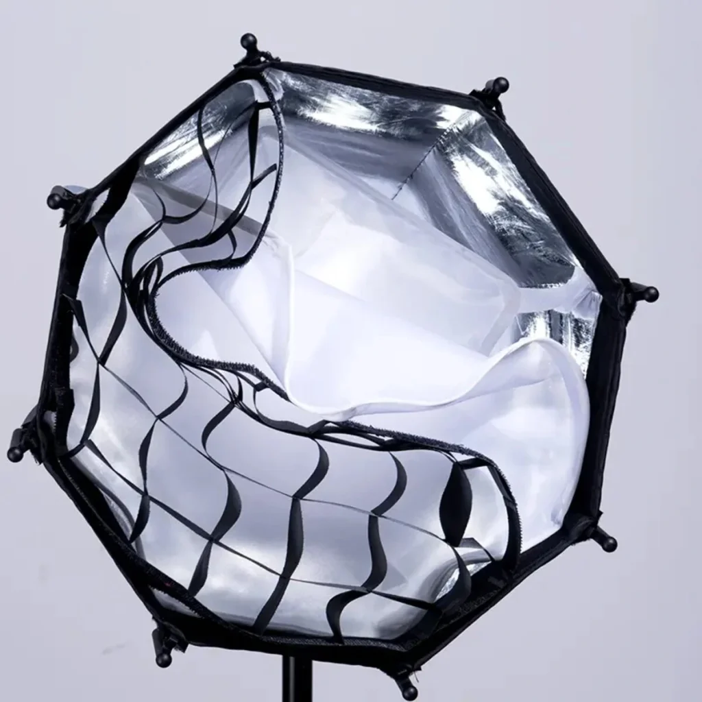 Софтбокс Ulanzi 30cm Octagonal Softbox with Mini Bowens Mount and Grid (UV-L083GBB1 AS-D30)