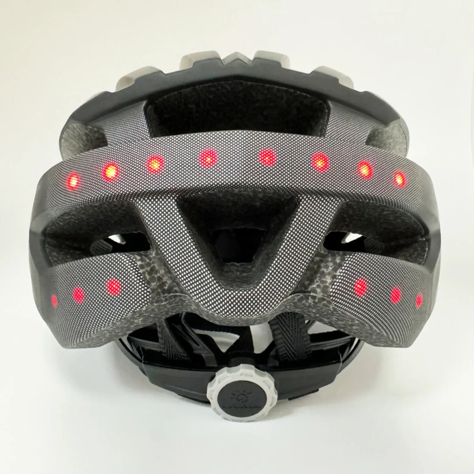 Захисний шолом Livall MT1 NEO (M) Black (54-58см), акустика, мікрофон, сигнали поворотів та стопів, додаток, пульт BR80, Bluetooth (LIV-T0MT1N-5243)