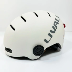 Захисний шолом Livall L23 (L) Ivory White (58-62см), сигнал поворотів та стопів, додаток, зйомний візор (пульт BR80 в комплекті не іде) (LIV-000L23-4310)