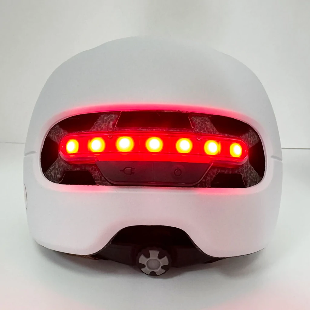 Захисний шолом Livall C20 (L) White (57-61см), сигнал стопів (LIV-000C20-4342)