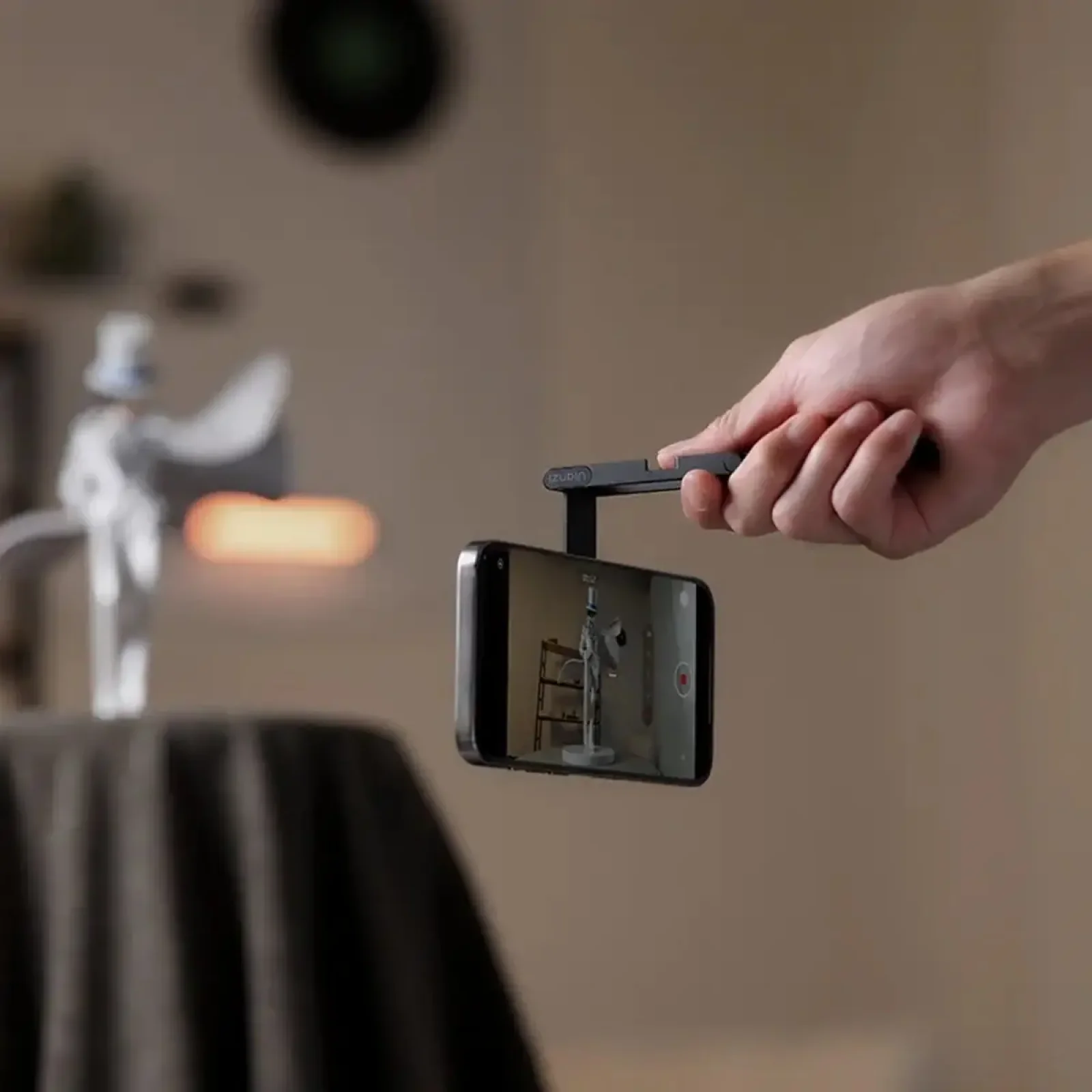 Тримач телефона Ulanzi MA60 Foldable Magnetic Phone Tripod (Orange) (S040)