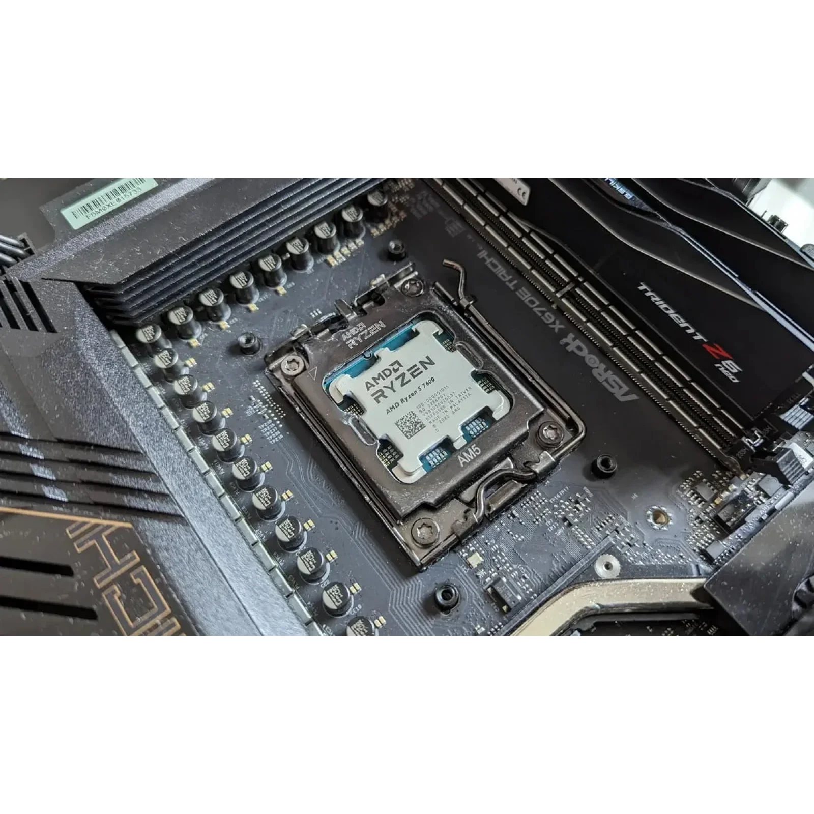 Процессор AMD Ryzen 5 7600 (100-100001015BOX) UA