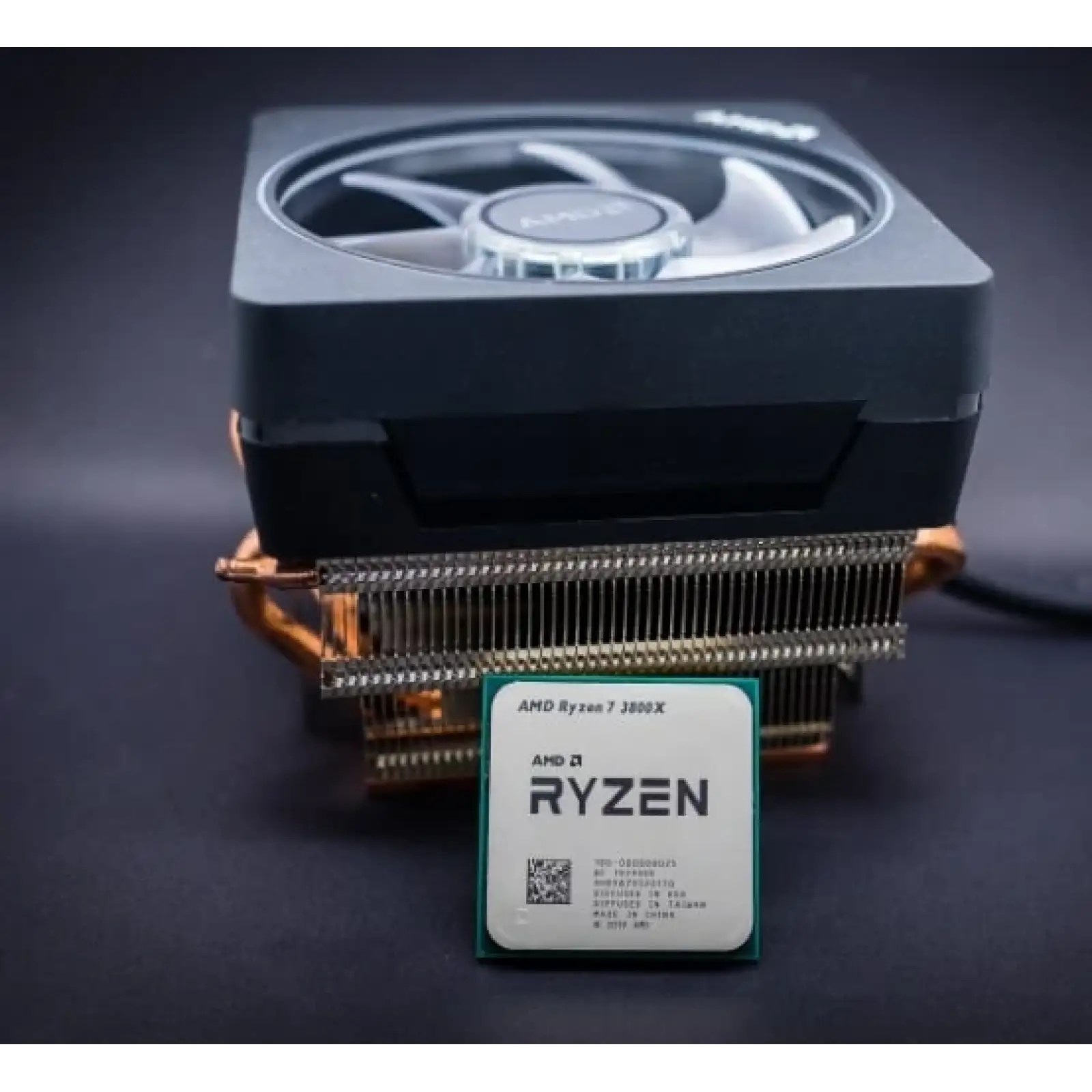 Процесор AMD Ryzen 7 3800X (3.9GHz 32MB 105W AM4) Box (100-100000025BOX) UA