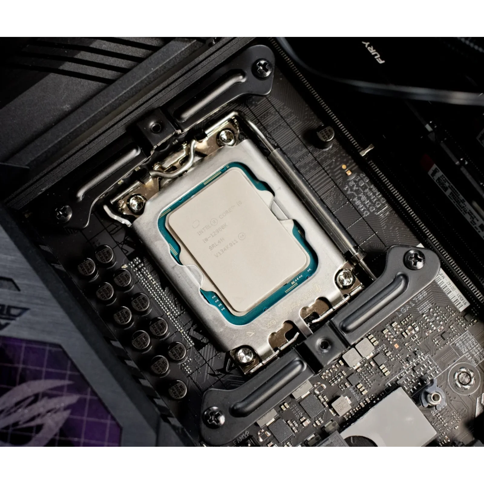 Процессор Intel Core i9 12900K 3.2GHz (30MB, Alder Lake, 125W, S1700) Box (BX8071512900K) UA