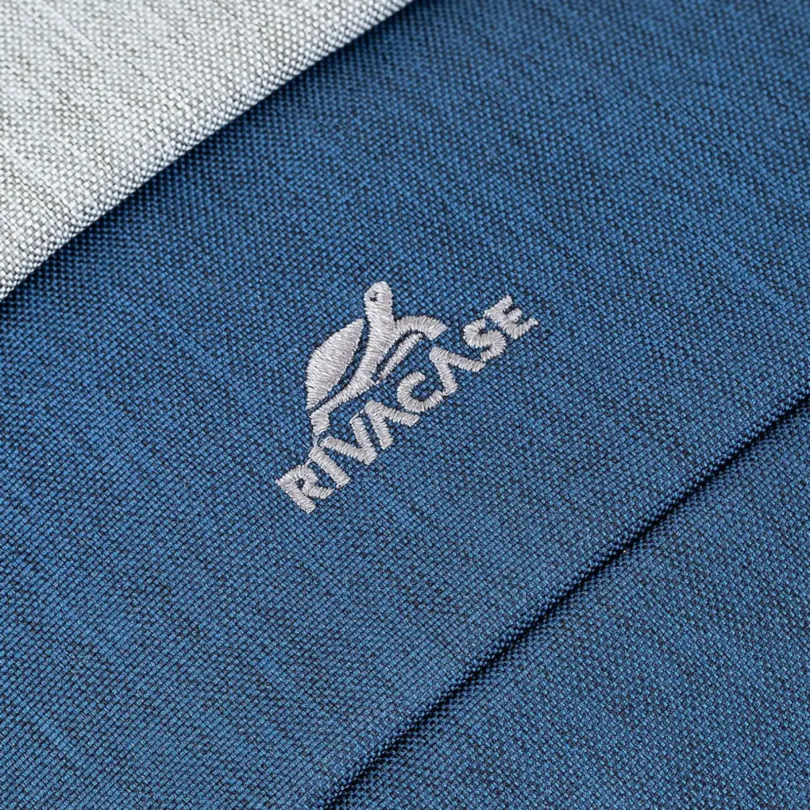 Рюкзак Rivacase 7562 Grey/Dark Blue 15.6