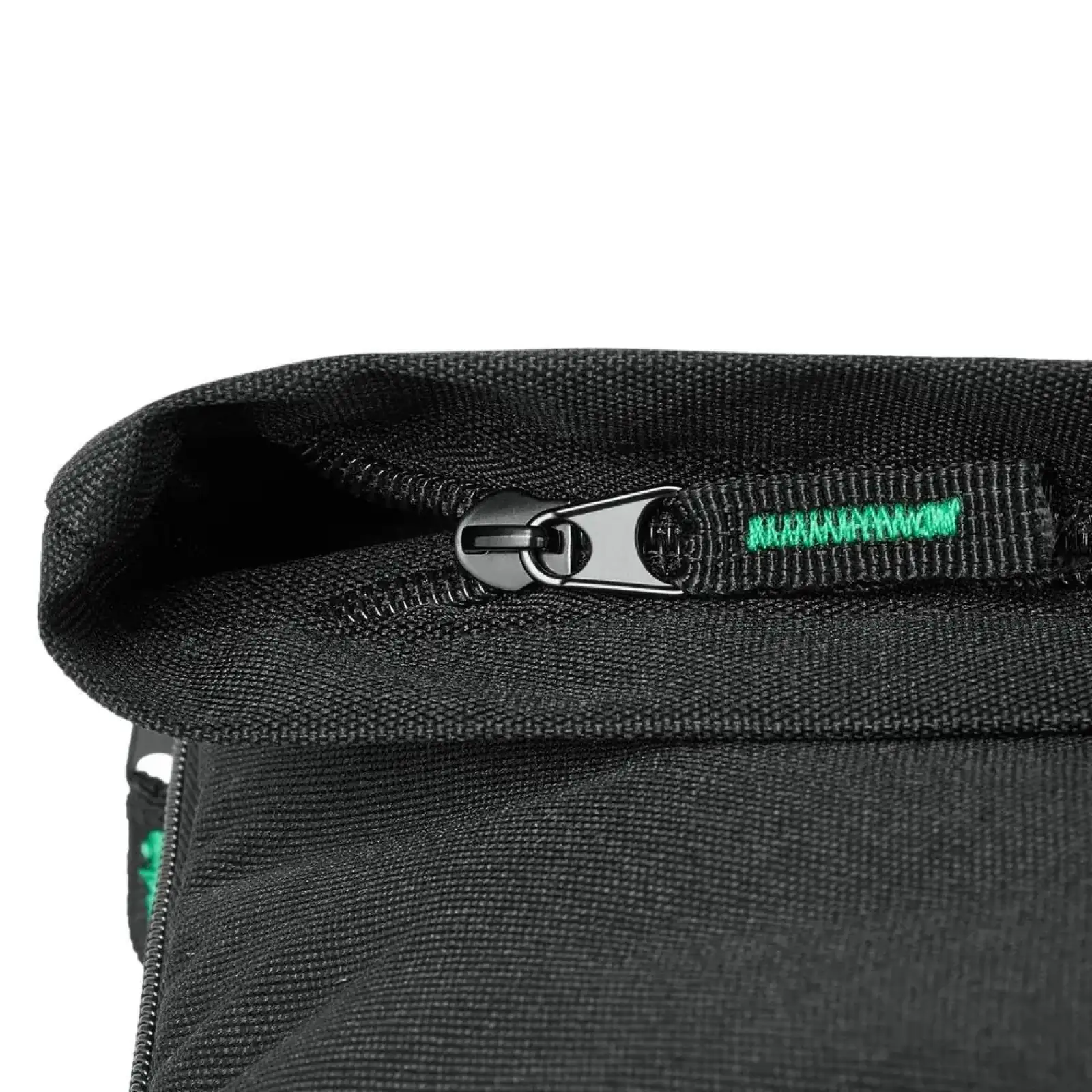 Рюкзак Rivacase Gremio 5567 15 л Black UA