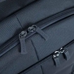Рюкзак Rivacase 8460 Dark Blue 17.3
