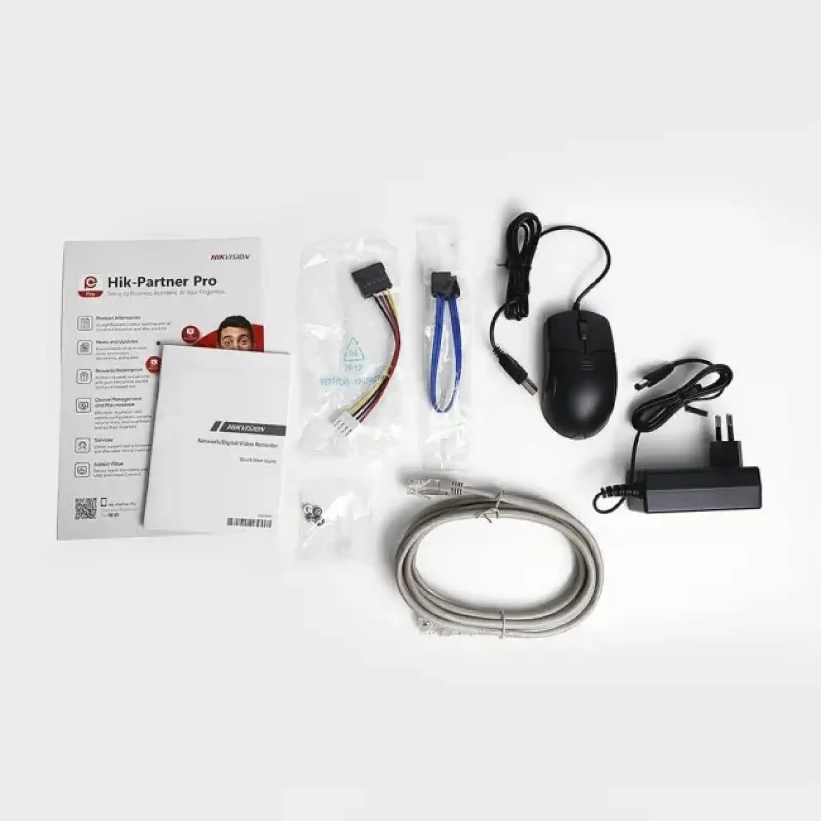 Видеорегистратор Hikvision DS-7604NXI-K1(B) UA