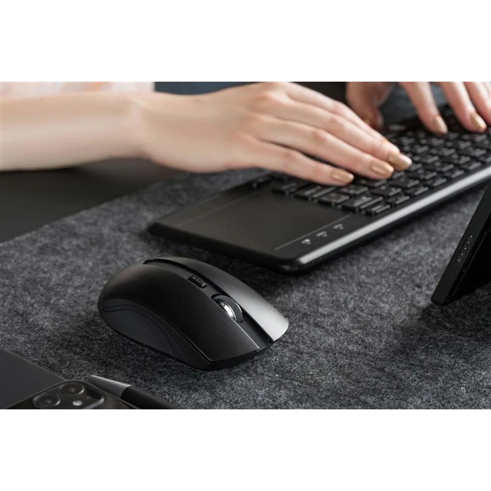 Мышь беспроводная 2E MF217 WL Black (2E-MF217WB) USB UA