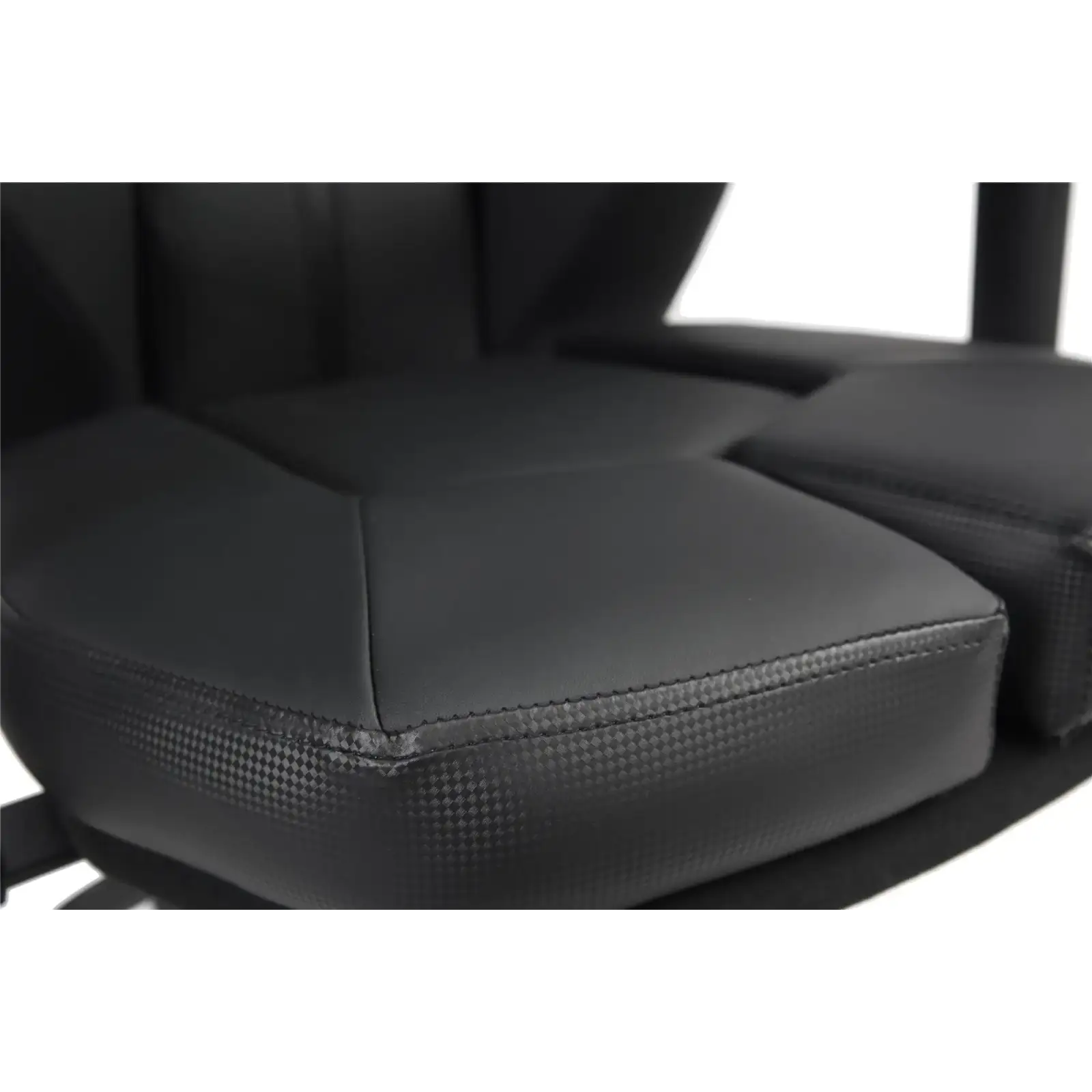 Кресло для геймеров AeroCool XTAL Racer Black (TEGC-2099101.11) UA