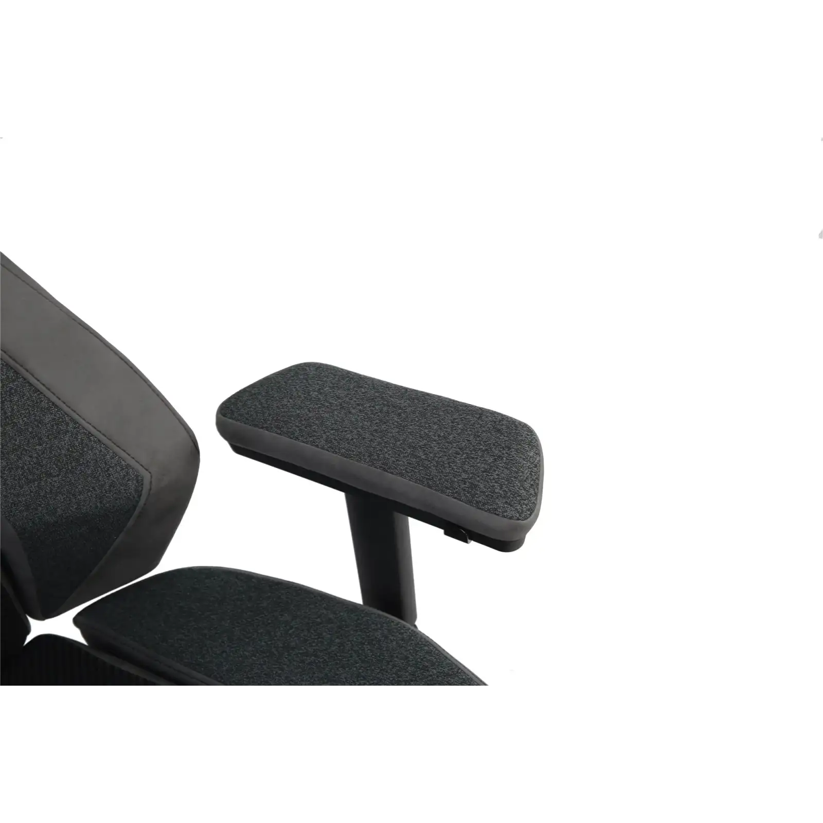 Кресло для геймеров AeroCool XTAL Mesh Black (TEGC-2101101.11) UA