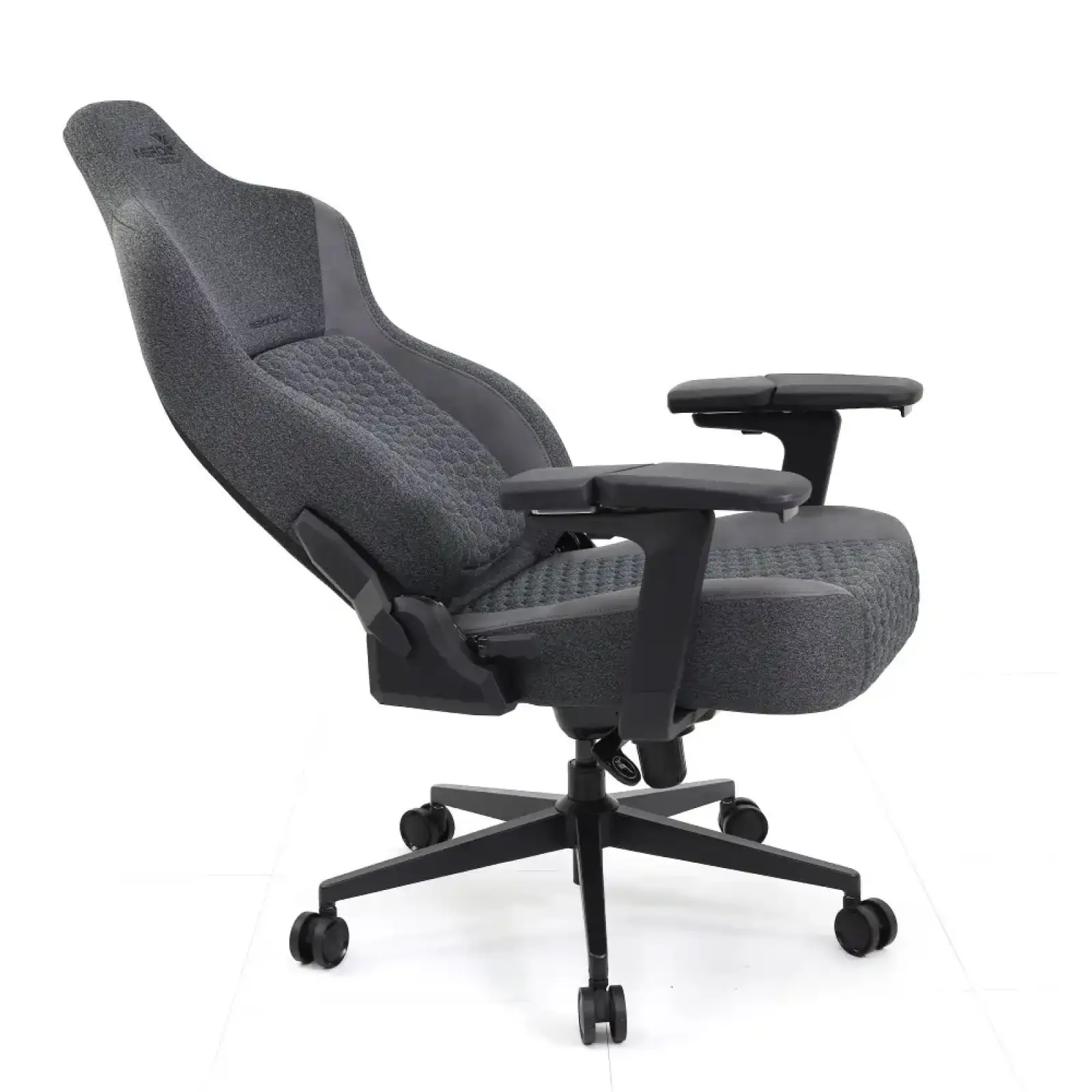 Кресло для геймеров AeroCool CROWN Pro Loft Dark Grey (TEGC-211210Z.Z1) UA