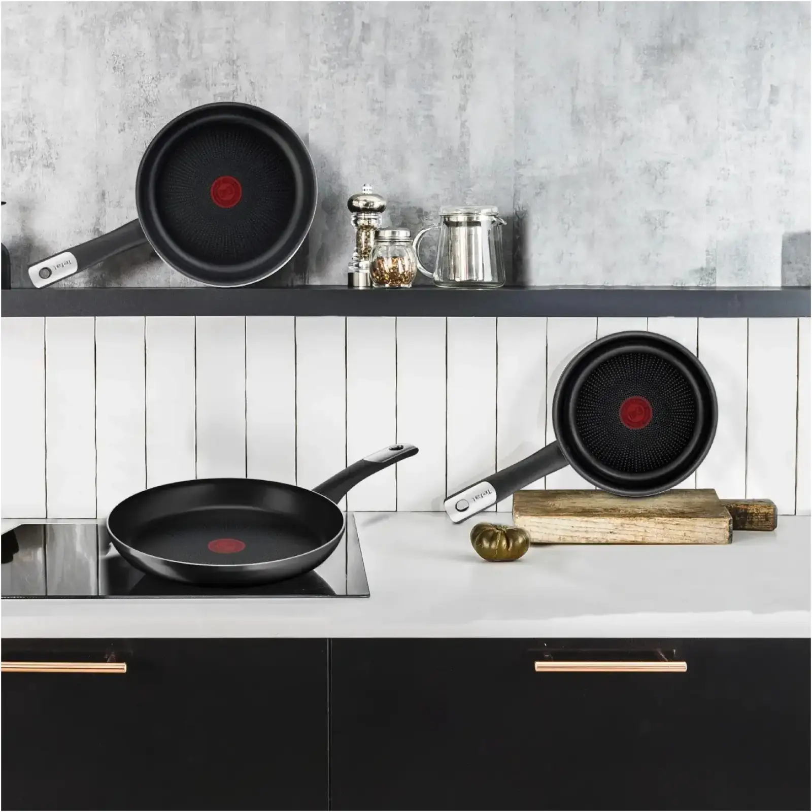 Сковорода Tefal Hard Titanium Essential 28 см (C3880642) UA