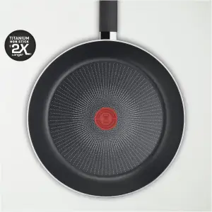 Сковорода Tefal Resist Essential 24 см (C3940432) UA