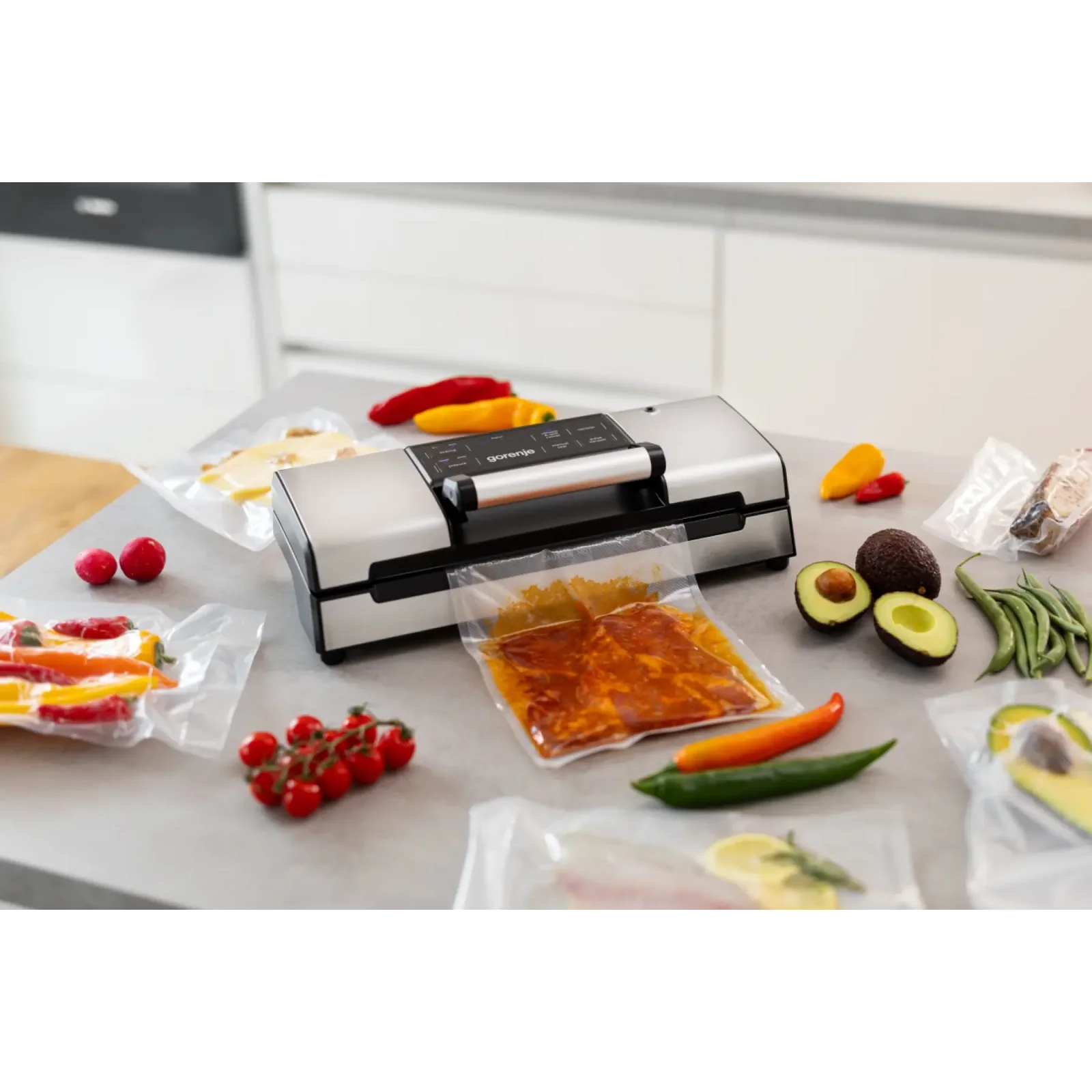 Вакуумний пакувальник Gorenje VS120E Pro UA