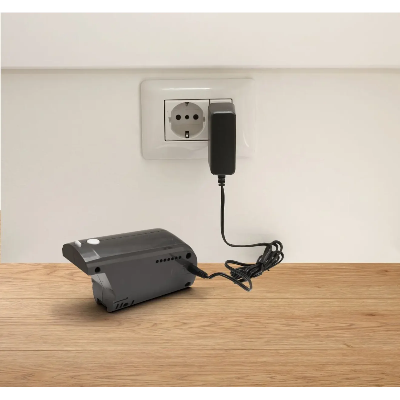 Аккумуляторный пылесос Gorenje SVC216GFW UA