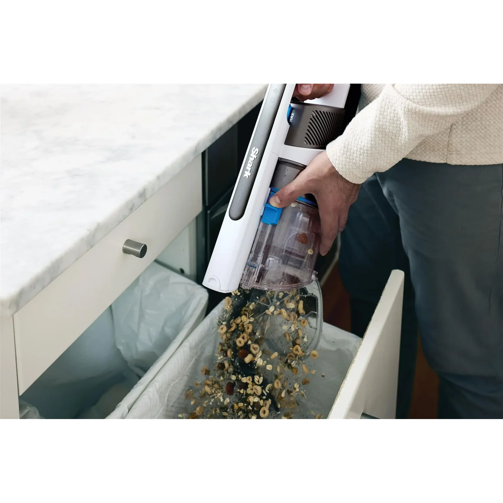 Аккумуляторный пылесос Shark PowerPro IZ380EUT UA