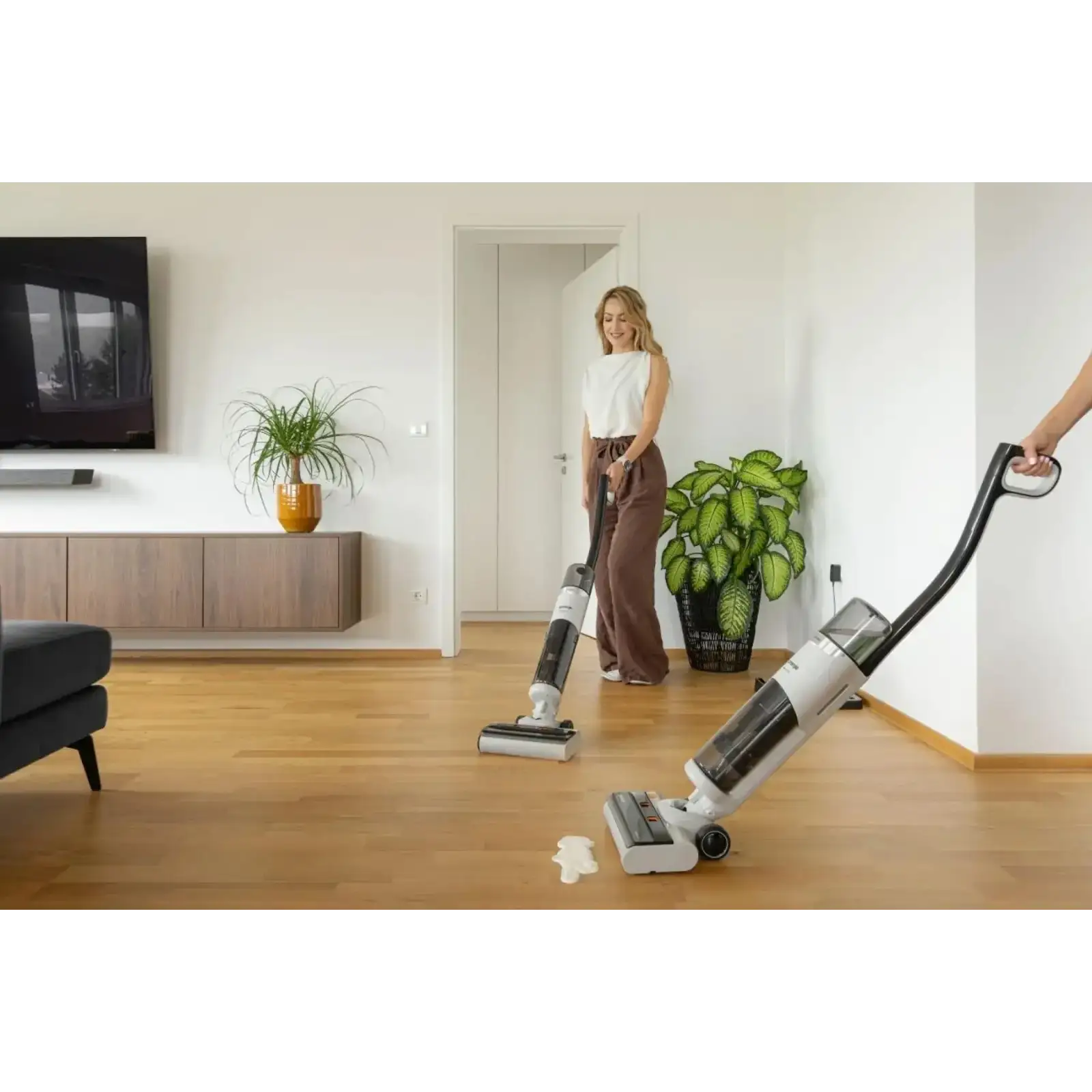 Аккумуляторный моющий пылесос Gorenje SFC216100G UA
