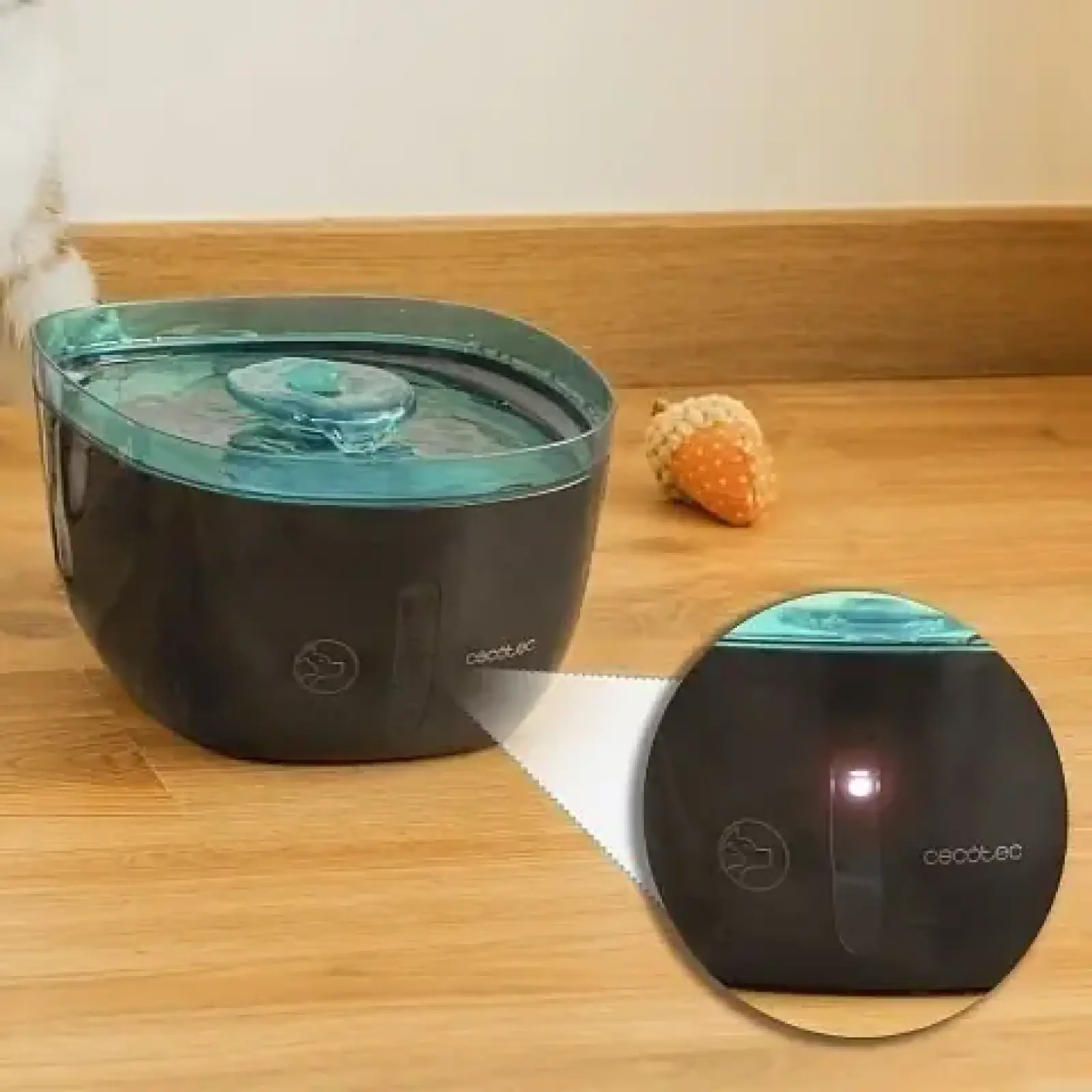 Смарт-поилка Cecotec Bebedero Pumba 2200 Refresh (CCTC-09561) UA