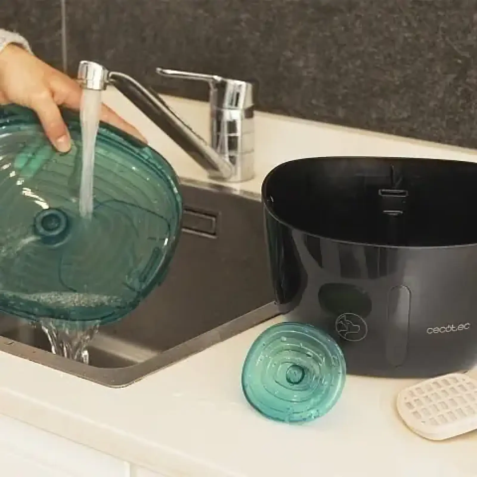 Смарт-поилка Cecotec Bebedero Pumba 2200 Refresh (CCTC-09561) UA