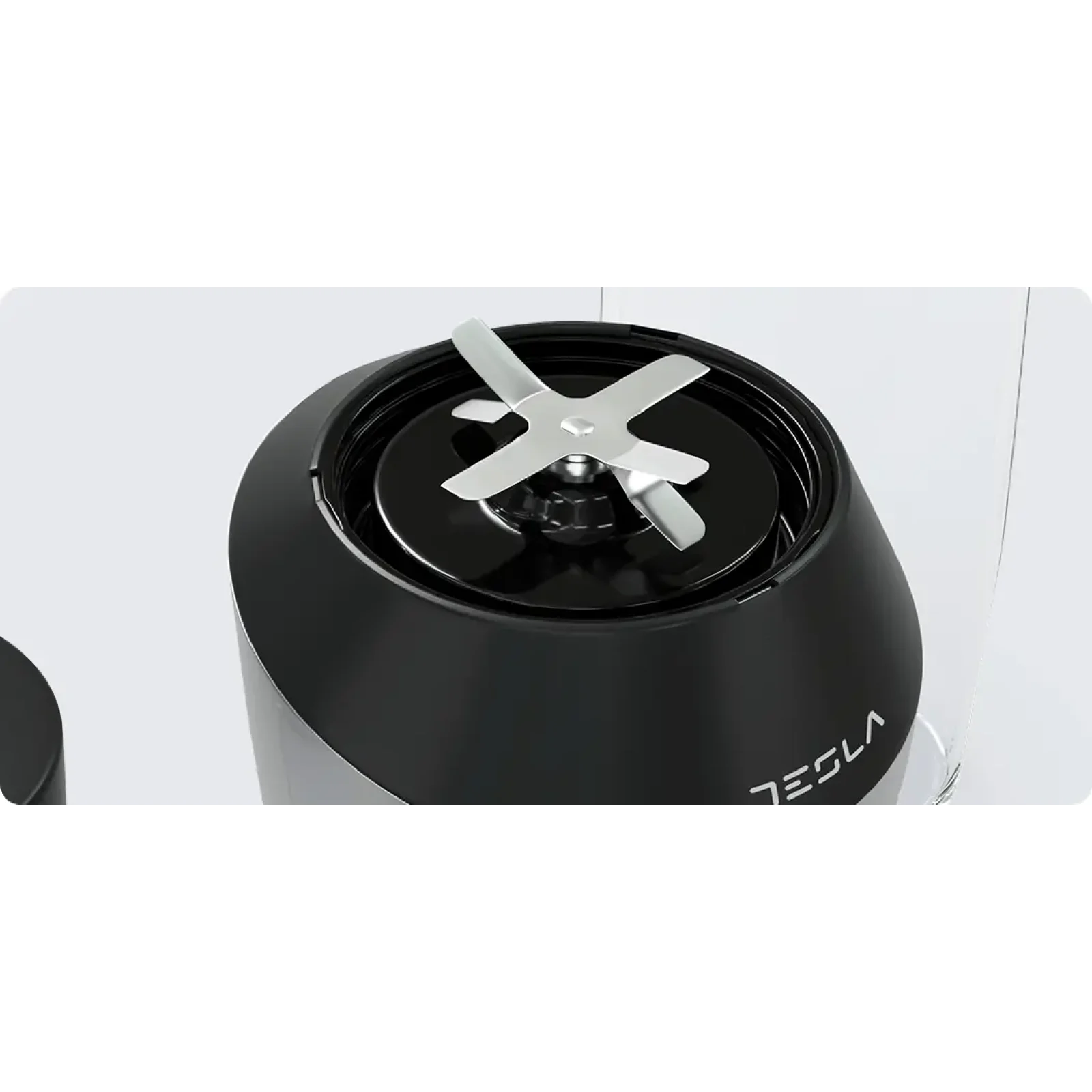 Блендер Tesla NB301BXA UA