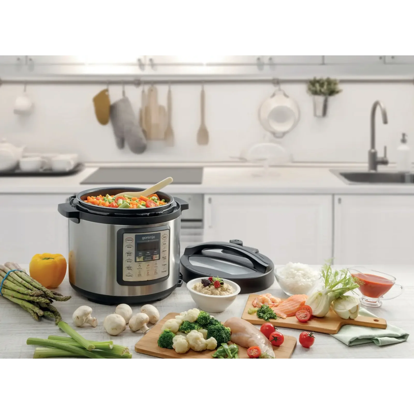 Мультиварка-скороварка Gorenje MC6MBK UA