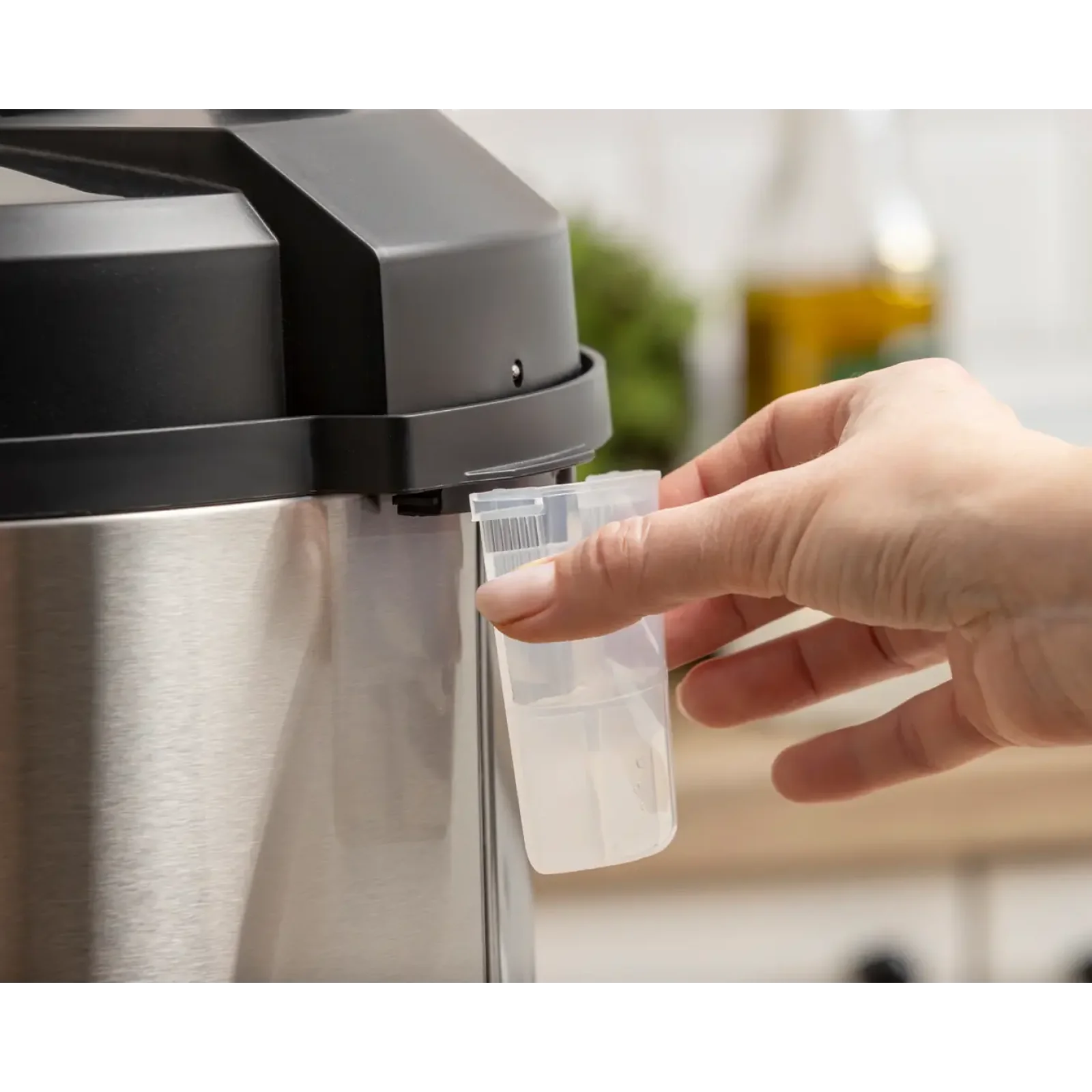 Мультиварка-скороварка Gorenje GMC6SBK UA