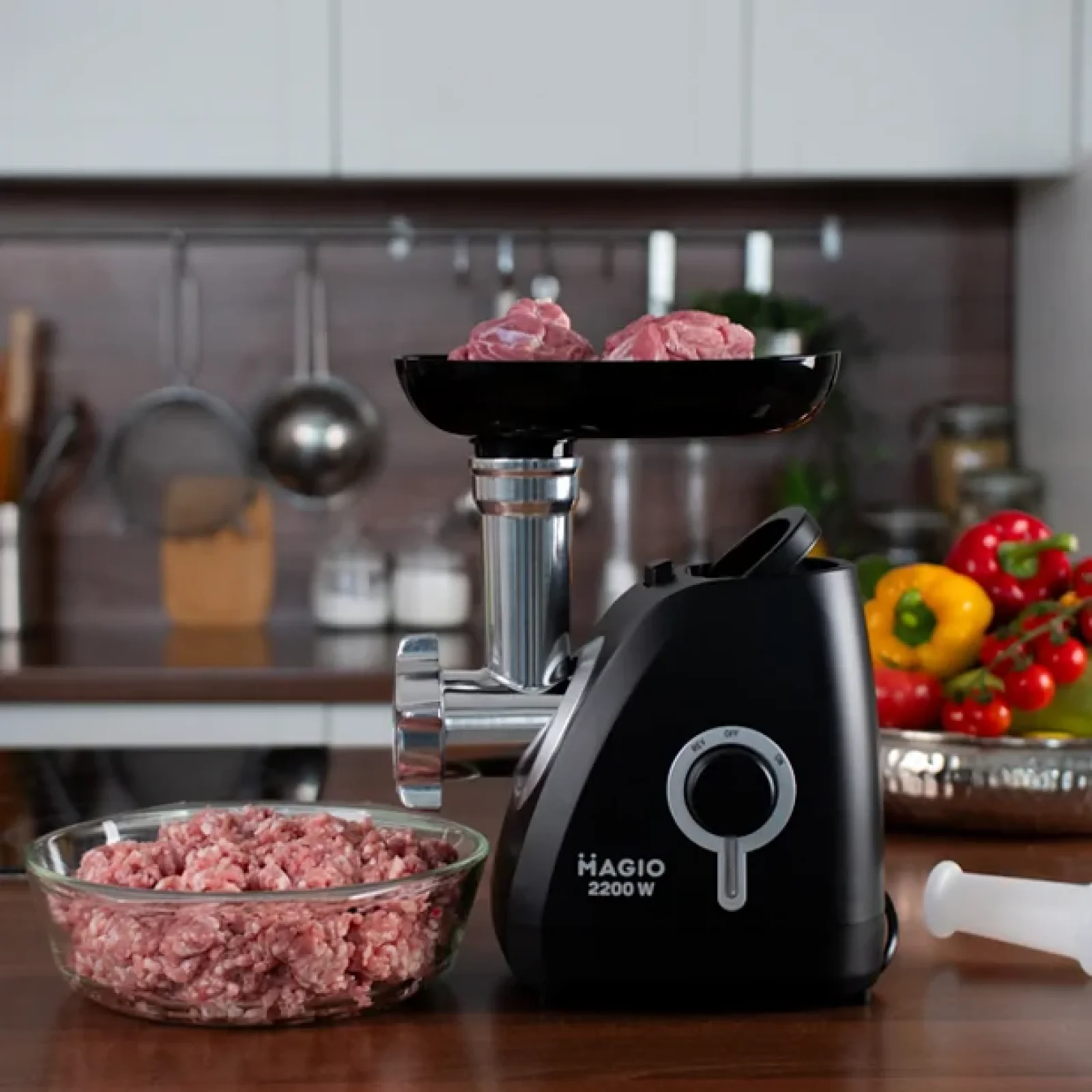 Мясорубка Magio MG-270 UA