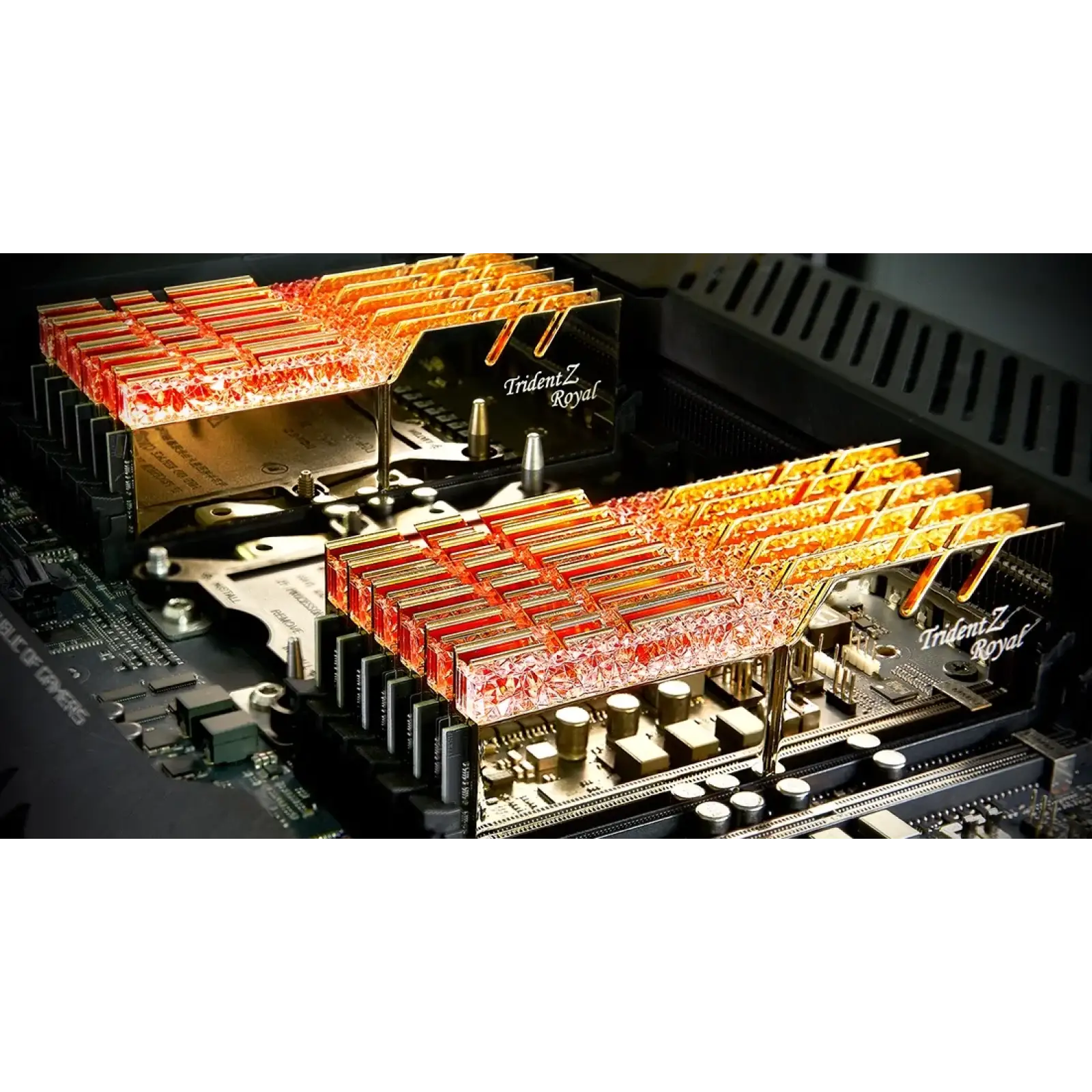 Оперативная память DDR4 2x16GB/3200 G.Skill Trident Z Royal (F4-3200C16D-32GTRG) UA