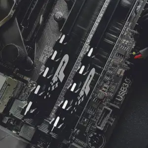 Оперативная память DDR4 8GB/3200 Patriot Signature Premium (PSP48G32002H1) UA
