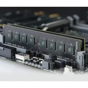 Оперативна пам'ять DDR4 16GB/2400 Team Elite (TED416G2400C1601) UA