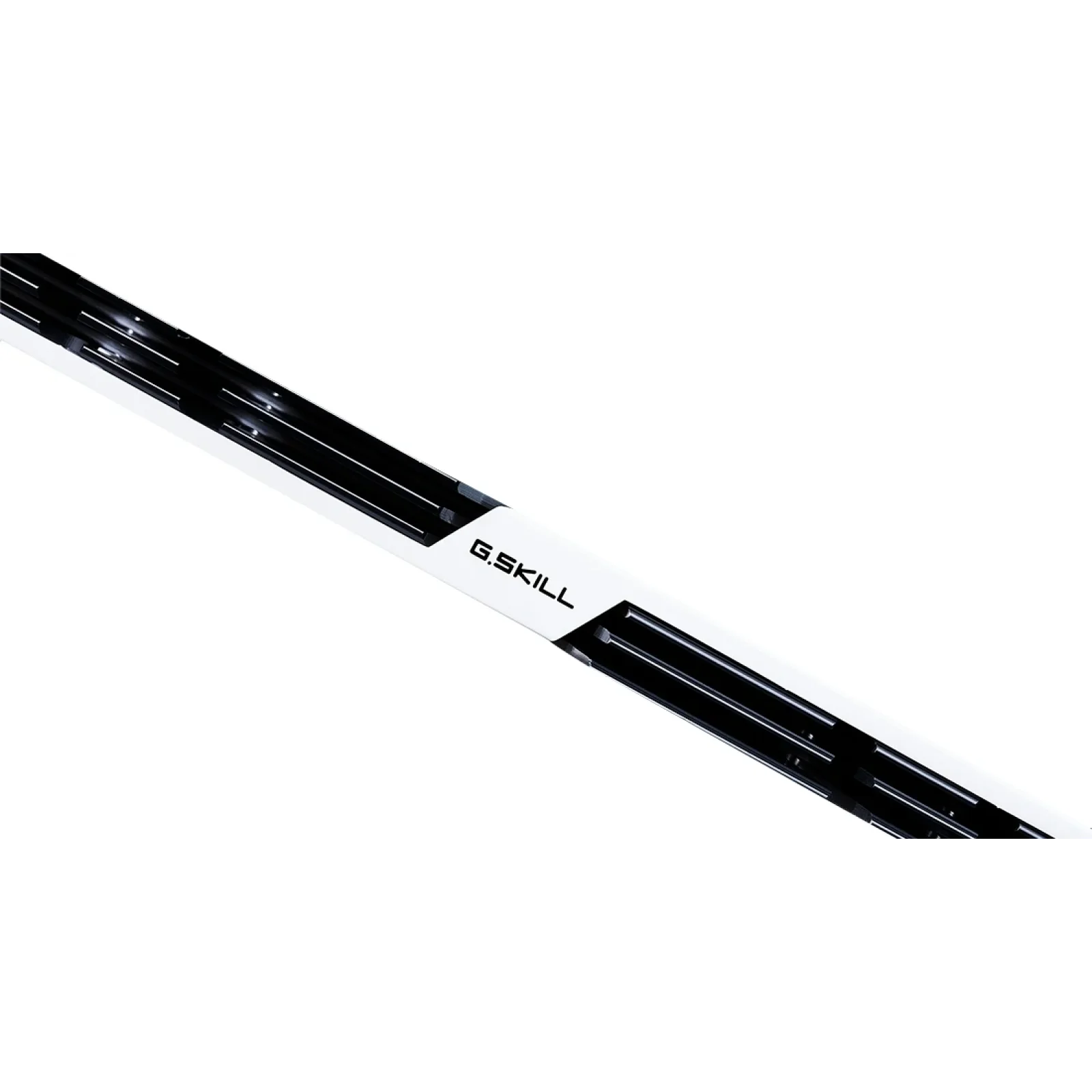 Оперативна пам'ять DDR4 2x16GB/3600 G.Skill Trident Z (F4-3600C17D-32GTZKW) UA