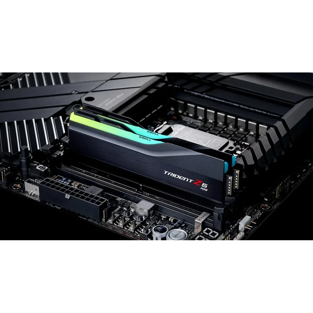 Модуль памяти DDR5 2x16GB/6400 G.Skill Trident Z5 RGB Black (F5-6400J3239G16GX2-TZ5RK) UA