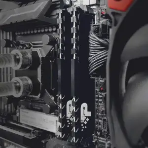 Оперативна пам'ять DDR4 2x8GB/3200 Patriot Signature Line Premium (PSP416G3200KH1) UA
