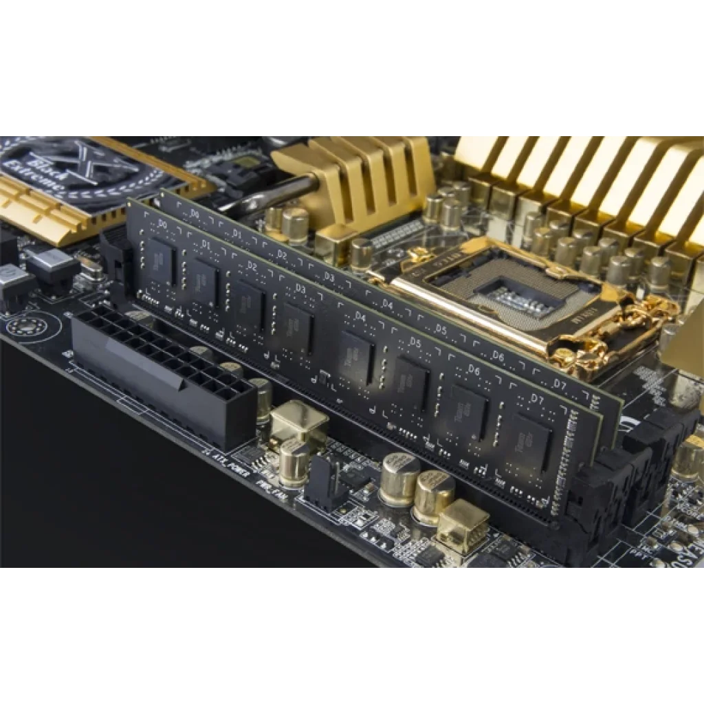 Модуль памяти DDR3 4GB/1600 Team Elite (TED34G1600C1101) UA