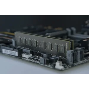 Модуль памяти DDR4 4GB/2400 Team Elite (TED44G2400C1601) UA