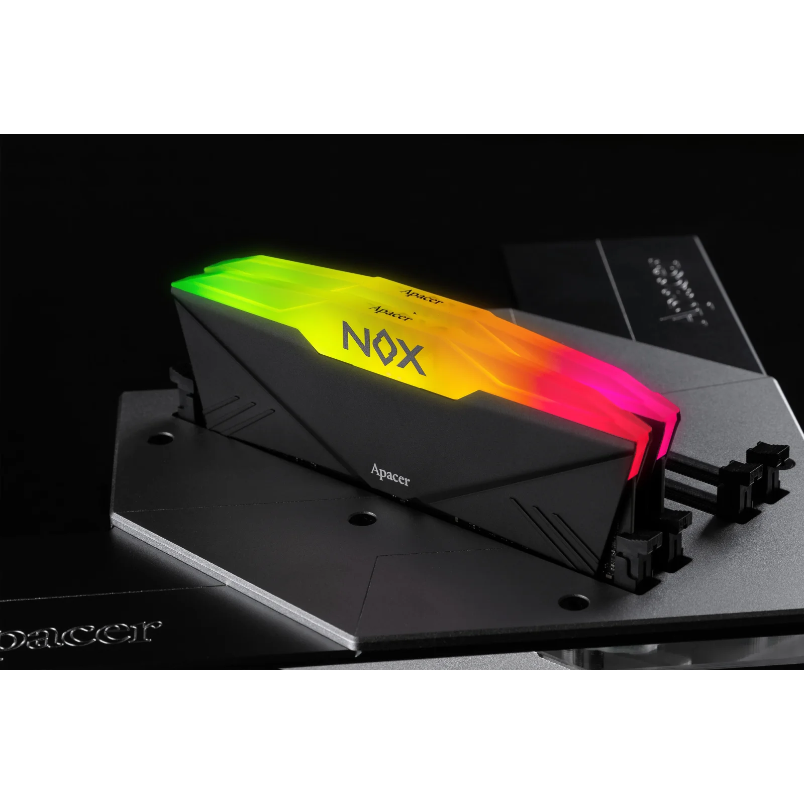 Модуль памяти DDR4 2x16GB/3200 Apacer NOX RGB Black (AH4U32G32C28YNBAA-2) UA