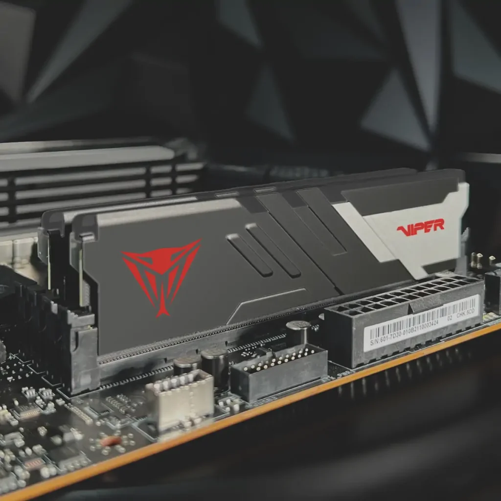 Модуль памяти DDR5 2x16GB/6000 Patriot Viper Venom RGB (PVV532G600C36K) UA