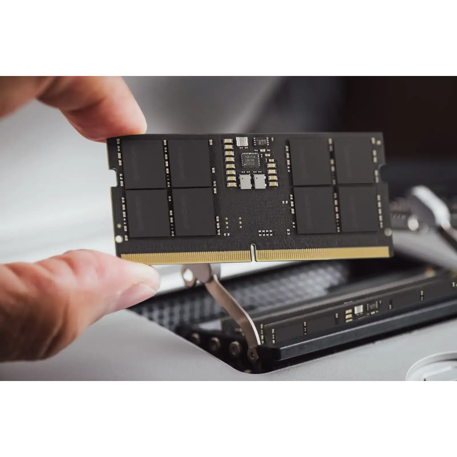 Модуль памяти Goodram 16 GB SO-DIMM DDR5 5600 MHz (GR5600S564L46S/16G) UA